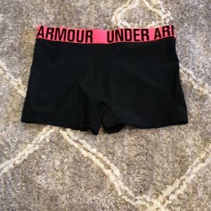Under armor spandex shorts